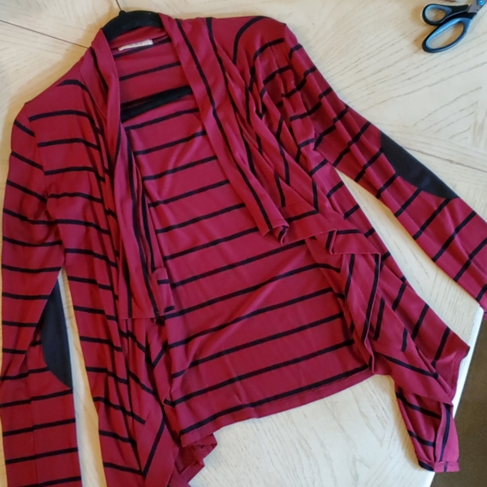 🆕️ striped cardigan